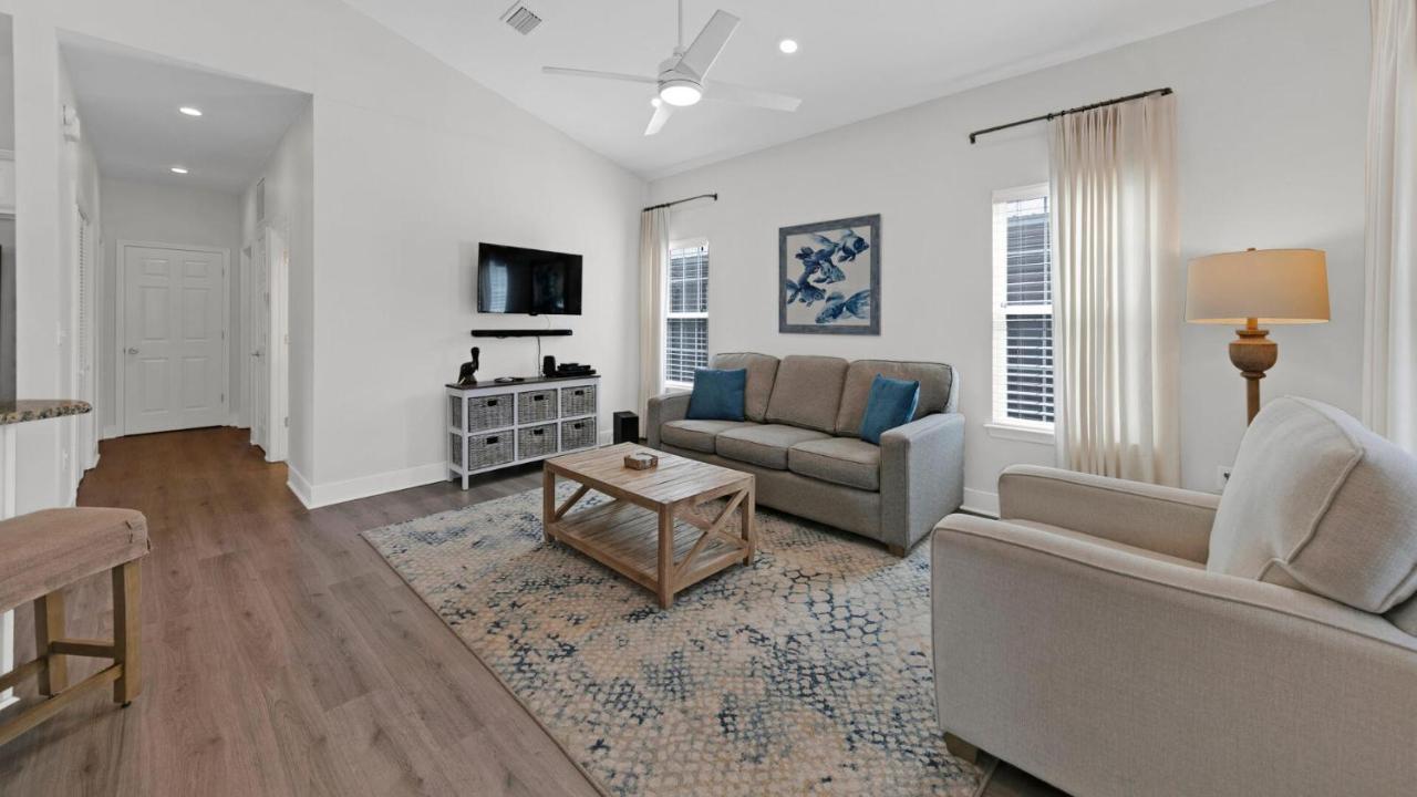 Pelican House - Newly Remodeled, Professionally Decorated, Only About 1 Mile To Seaside! Santa Rosa Beach Exterior photo